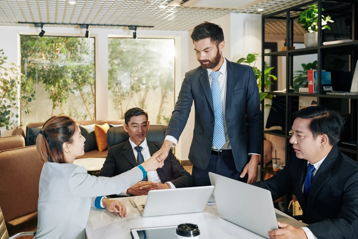 Faire appel à un apporteur d'affaires : une solution stratégique pour booster votre entreprise